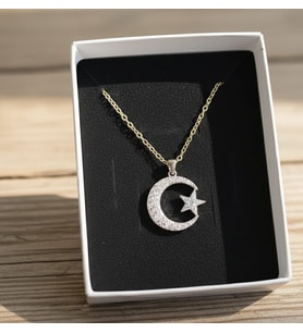 Işıltılı Zirkon Taşlı Ay Yıldız Kolye