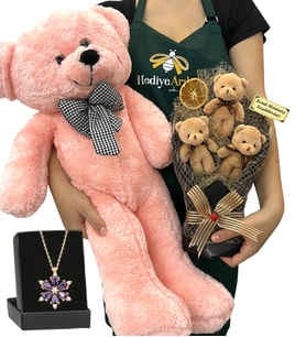 Kişiye Özel 3'lü Peluş Ayıcık Buketi, Gerçek Ametist Taşlı Lotus Kolye ve Pembe Ayıcık (Model 1)