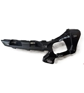 RENAULT - ÖN TAMPON BRAKETİ SAĞ MEGANE 4 2020-