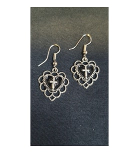 Gothic Cross Black Heart Küpe