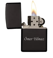 SEVGİLİLER GÜNÜ HEDİYESİ İSME ÖZEL ZİPPO MODEL ÇAKMAK ( BENZİNLE ÇALIŞI ) (Siyah)