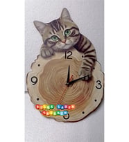 bilge Tasarım kedi detaylı Çocuk Odası Duvar Saati 32 x 45 CM (Çok Renkli)