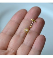 Güneş Model Helix Piercing Kıkırdak Cerrahi Çelik Gold Renk (Çok Renkli)