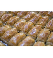 CEVİZLİ BAKLAVA