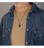 925 Ayar Gümüş Mini Zirkon Korsan Motifli Çapa Denizci Erkek Kolye