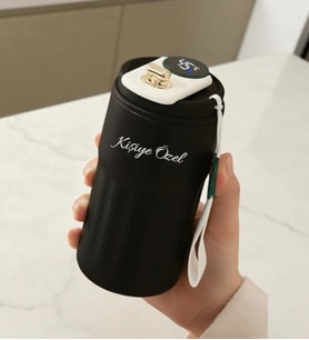 Kişiye Özel Dijital Isı Göstergeli 304 Çelik Termos Mug  İsim Baskılı 400 ml Kupa  5 Renk Seçeneği (Siyah)