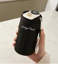 Kişiye Özel Dijital Isı Göstergeli 304 Çelik Termos Mug  İsim Baskılı 400 ml Kupa  5 Renk Seçeneği (Siyah)