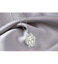 Medusa Kolye, Medusa Charm, Benzersiz Kadın Takıları, Zarif Kadın Kolye