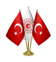 Masa Üstü Çevre Bakanlığı Bayrağı Türk Bayrağı Üçlü Pirinç Direk Masa Bayrak Seti