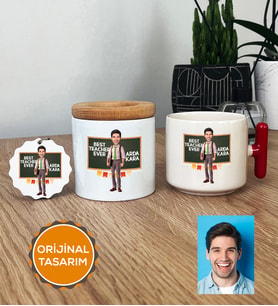 Kişiye Özel Karikatürlü Sınıf Öğretmeni Hediye Seti T Kupa, Kalemlik, Anahtarlık Erkek Sınıf Öğretmenine Öğretmenler Günü Hediyesi (Kırmızı)