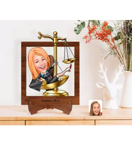 BK Gift Kişiye Özel Kadın Avukat Karikatürlü Ahşap Standlı 3D Biblo-4 (Beyaz)