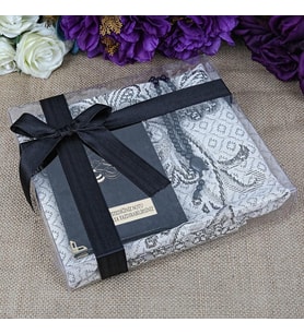 Hediyelik Kadife Kaplı Yasin Kitabı, Seccade, Kokulu Tesbih, Asetat Kutulu (26×23) Paket Siyah