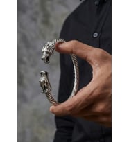 Viking Ejderha Başlı Çelik Bileklik – Güç, Cesaret ve Sadakati Sembolize Eden Erkek Çelik Bileklik