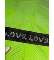 75X4 CM SİYAH GÜMÜŞ TAŞLI LOVE YAZILI ŞERİT DİKİŞ GİYİM ÇANTA AKSESUARI