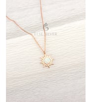 Opal Taşlı Gümüş Güneş Kolye