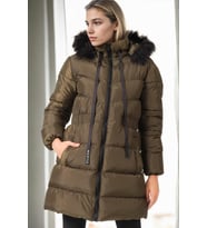 Dewberry Kadın %100 Polyester Kaban Haki Z9764 Katmanlı Kombin, Şehir ve Ofis Stili, Kazak ve Gömlek Kombini