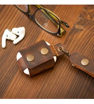 Kişiye İsme Özel Deri AirPods Pro Kılıfı Camel
