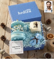 Kişiye Özel Karikatürlü Best Dad Ever Babaya Hediye Hediye Kutusu - Kişiye Özel T Kupa, Atlı Karınca Müzik Kutusu, Peluş Anahtarlık Babalar Günü Hediyesi