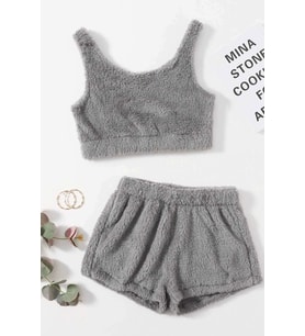 Merry See Kolsuz Askılı Peluş Polar Alt Üst Şortlu Pijama Takımı