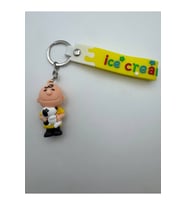 Sarı Charlie Brown & Snoopy Karakterleri Silikon Anahtarlık – Piraye Gift Sevimli Tasarım