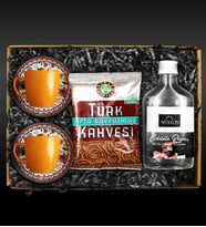 İkili Turuncu Desenli Türk Kahvesi Fincanı & Apollon Çikolata Rüyası Kolonyası & Kahve Dünyası Türk Kahvesi Hediye Seti