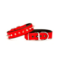 Doggie Çivi Desenli Köpek Tasması 3*65 cm Kırmızı