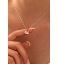 Gümüş Lotus Çiçeği Kolye 925 Ayar Gümüş Kolye