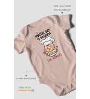 Küçük Şef İş Başında (Ve Acıktı) Baskılı Bebek Zıbını – Çıtçıtlı Body 8 Renk  %100 Pamuk Kısa Kol (Pastel Pembe)