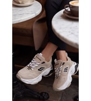 Urban Motion Siyah Beyaz Kalın Taban Bej Rengi Sneaker