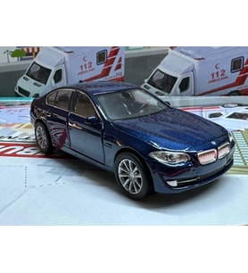 Oyuncak Metal Model Araba 1/36 Çek Bırak BMW 535İ Lacivert