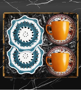 İkili Özel Desenli Turuncu Fincan Takımı & Handmade İkili Makrome Bardak Altlığı