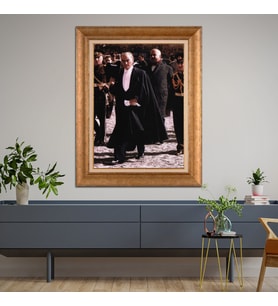 Altın Paspartulu Atatürk  Çerçeveli Tablo C724 (Gold)