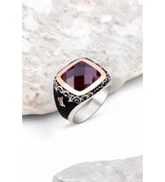 Gümüş Fasetli Garnet Zirkon Taşlı Kenarları Tuğralı Erkek Yüzük