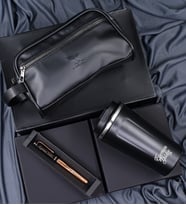 Kişiye Özel Rose Gold/Siyah Roller Kalem& Siyah Çelik Termos& Siyah Washbag Erkek El Çantası Hediye Seti