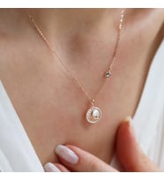Sedef Taşlı Ay Yıldız Figürlü Rose Gold Kaplama Gümüş Kolye
