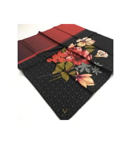 Çiçekli Desen Gold Seri Twill Eşarp Eşarp Askısı ile Birlikte 90x90 cm Bordo Siy