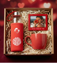 Kişiye Özel Fotoğraflı Çerçeve & Love Life Water Baskılı Kırmızı Kılıflı Cam Matara 500mL. & Kırmızı Kupa Hediye Seti