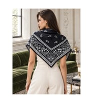 Tarzını Seç Desenli Dantel Oya Kesim Fular / Bandana 70 x 70 cm - Siyah Klasik