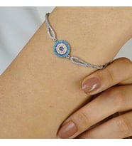 Nazar Tasarımlı Kelepçe Model 925 Ayar Gümüş Kadın Bileklik