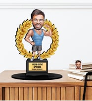 Kişiye Özel Karikatürlü Yılın Sporcusu Ahşap Oscar - Masaüstü Biblo