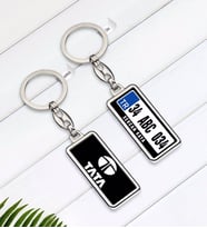 BK Gift Kişiye Özel Plakalı Tata Logolu Çift Taraflı Gümüş Krom Anahtarlık-1