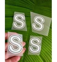 5X4 CM ÜTÜ İLE YAPIŞAN S HARFİ TRANSFER BASKI ARMA (Beyaz)