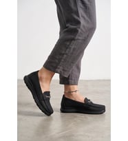Aura Comfort – Ortopedik Tabanlı Işıltı Detaylı Kadın Siyah Günlük Casual Loafer Ayakkabı