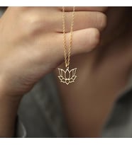 Kişiye Özel Zarif Lotus Çiçeği Kolye 925K Gümüş (Gold)