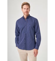 Lacivert-Beyaz Düğmeli Yaka Uzun Kol Cepli Comfort Fit %100 Pamuk Gömlek 1004260212