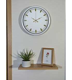 River World Duvar Saati 40 cm  Metal Metal Beyaz Zerafet