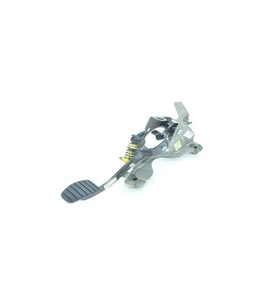 RENAULT FLUENCE L 38 DEBRİYAJ PEDALI 09- REN02FL004 465038245R