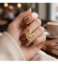 Kişiye Özel 925 Ayar Gümüş Tasarım Mom Kolye (Gold)