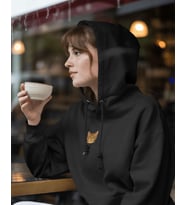 Turuncu Tekir Kedili Hoodie Unisex %100 Pamuk  Siyah Kapüşonlu Sweatshirt Göğüs Ortası Minimal Logo