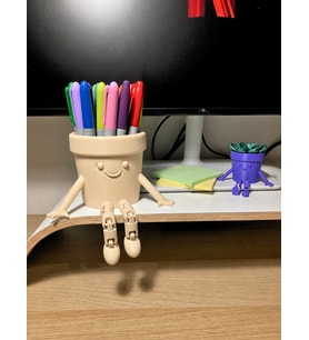 3D Baskı Hareketli Gülen Kalemlik - Eklemli Masaüstü Organizer - Bej